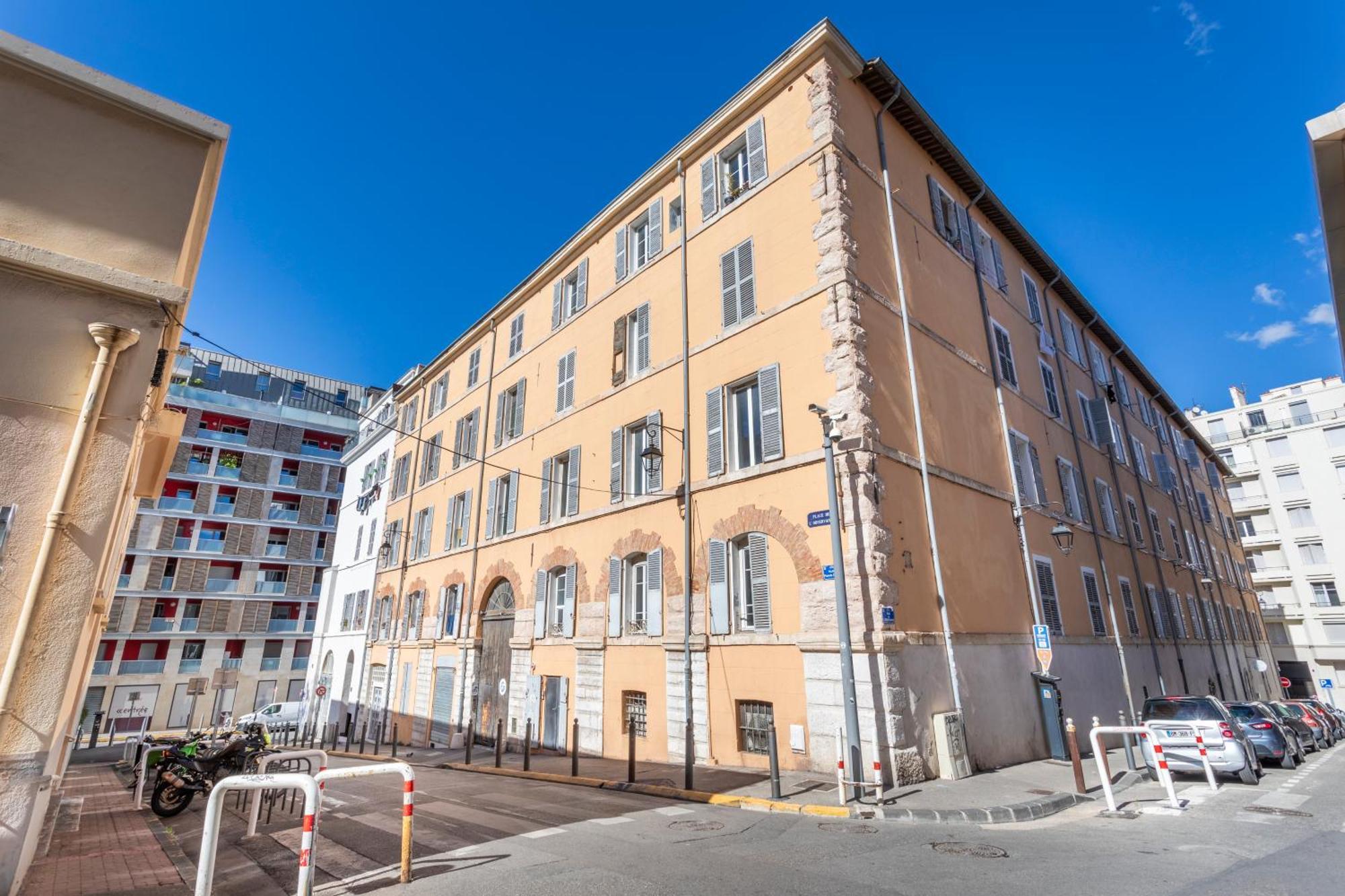 Ferienwohnung Adira Marseille Panier 2 Etoiles Exterior foto