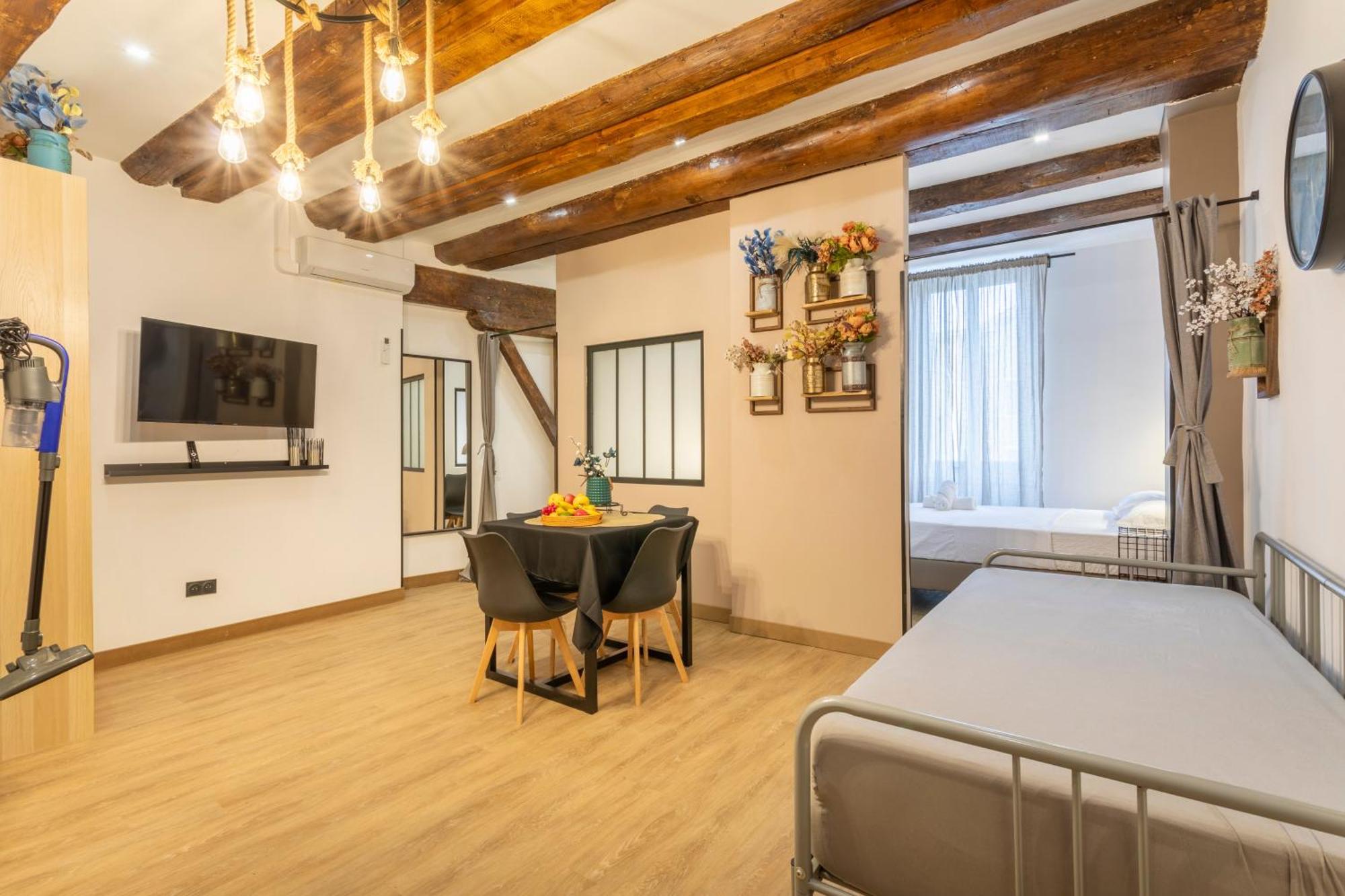 Ferienwohnung Adira Marseille Panier 2 Etoiles Exterior foto
