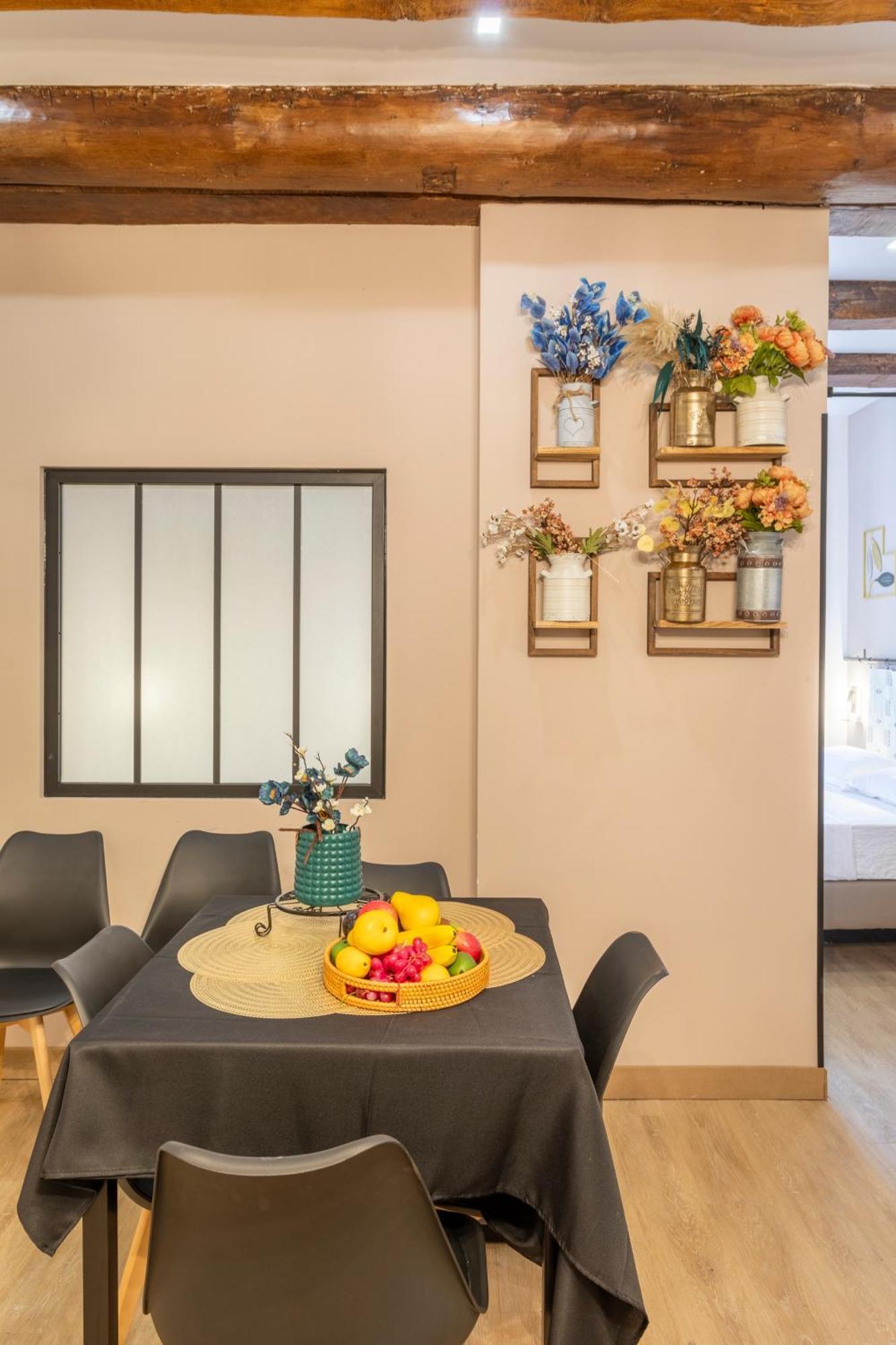 Ferienwohnung Adira Marseille Panier 2 Etoiles Exterior foto